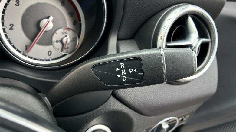 Mercedes-Benz GLA 220d 4Matic AMG Line 5dr Auto Diesel Hatchback